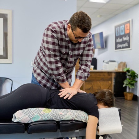 When You Should and Shouldn’t See a Chiropractor